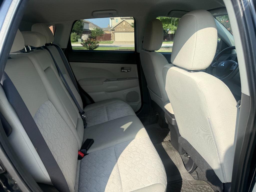 2021 Mitsubishi Outlander - $12,750