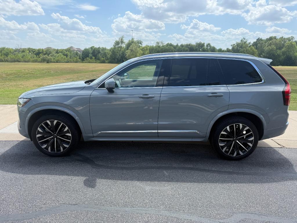 2025 Volvo XC90 - $51,900