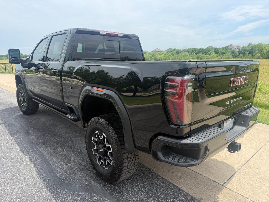 2025 GMC Sierra 2500 - $75,410