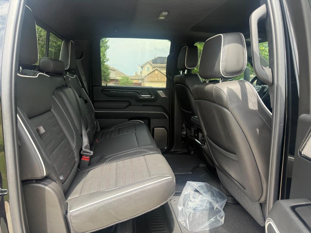 2025 GMC Sierra 2500 - $75,410
