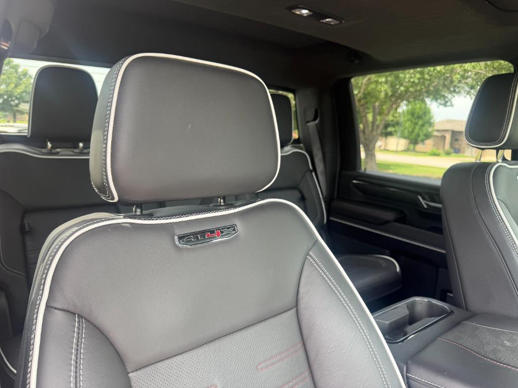 2025 GMC Sierra 2500 - $75,410