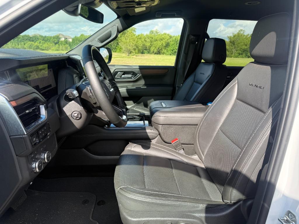 2025 GMC Yukon - $64,910