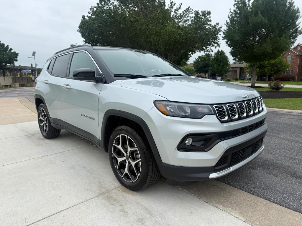 2025 Jeep Compass - $23,500