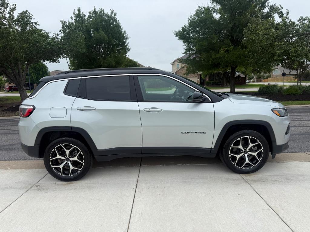 2025 Jeep Compass - $23,500