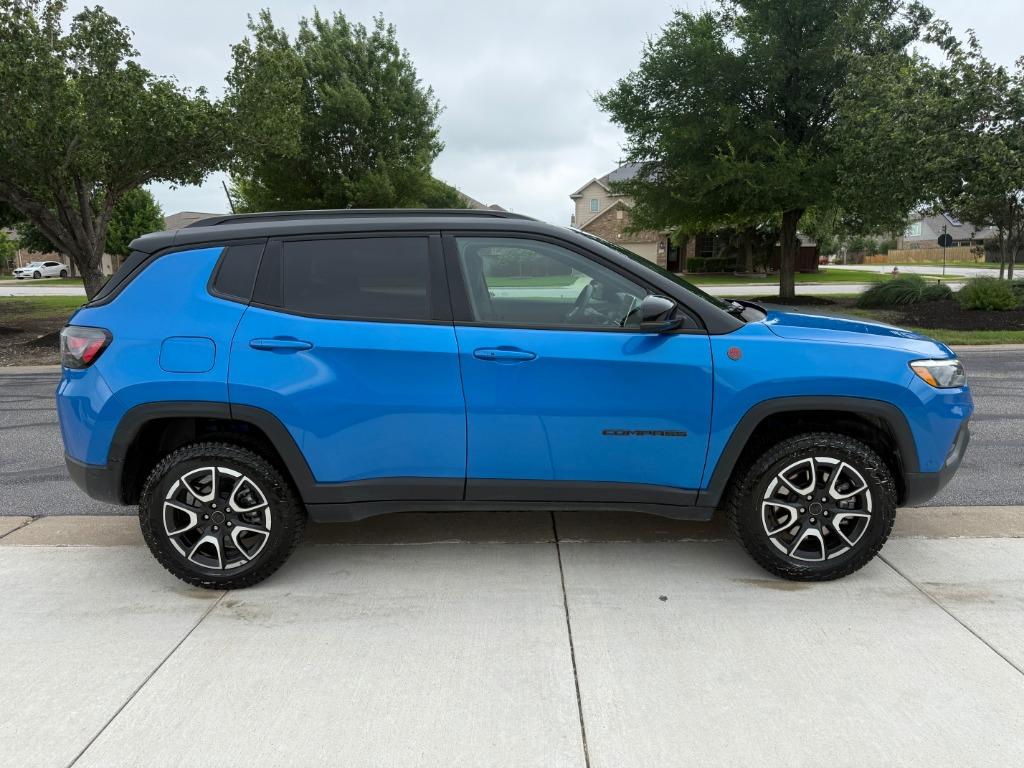 2025 Jeep Compass - $22,950