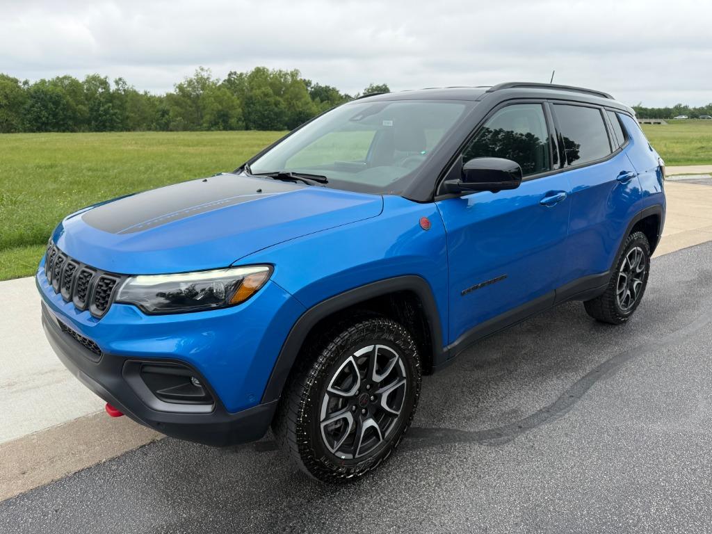 2025 Jeep Compass - $22,950