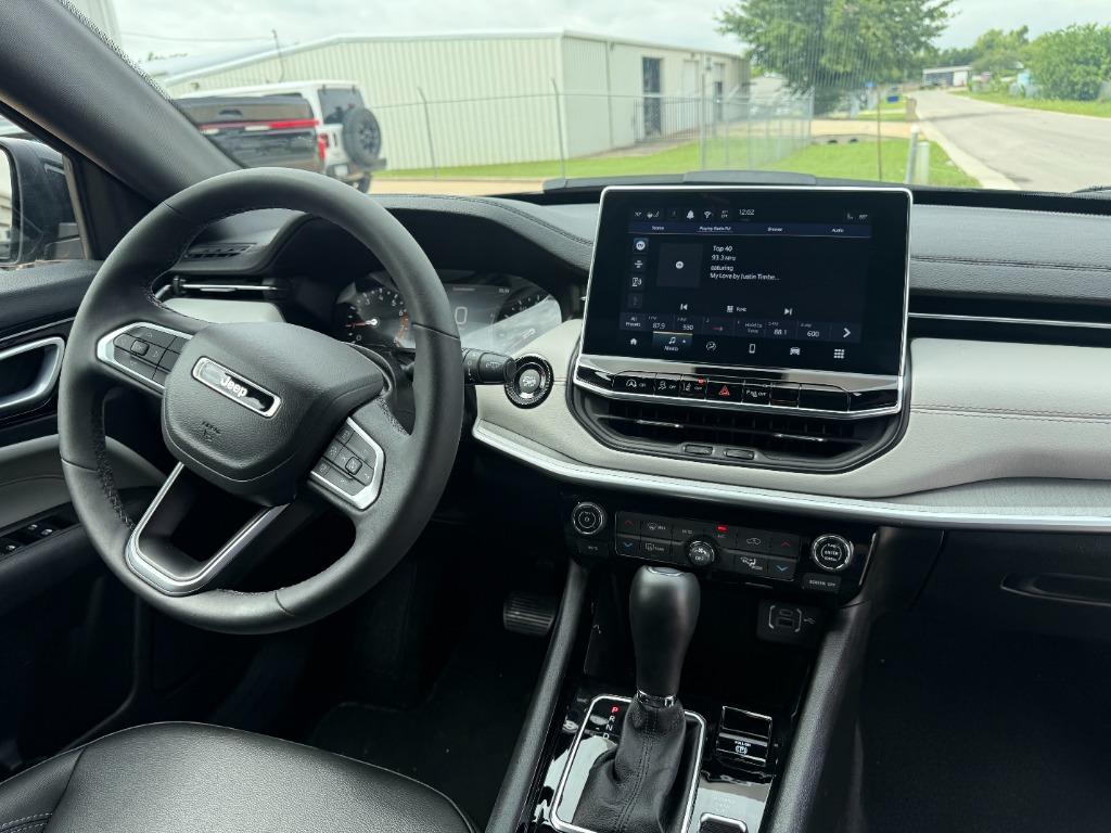 2025 Jeep Compass - $22,950