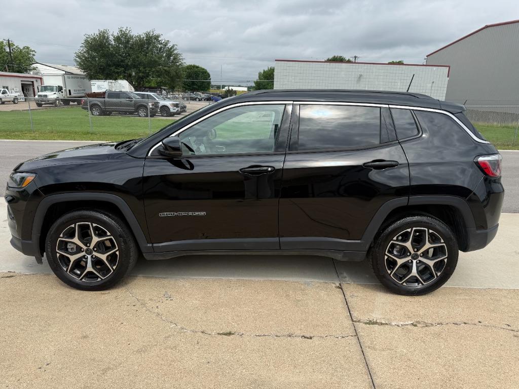 2025 Jeep Compass - $22,950