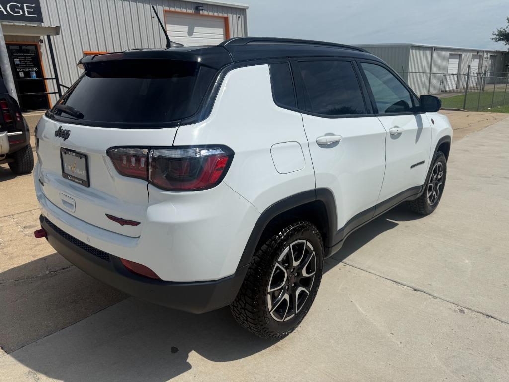 2025 Jeep Compass - $21,450