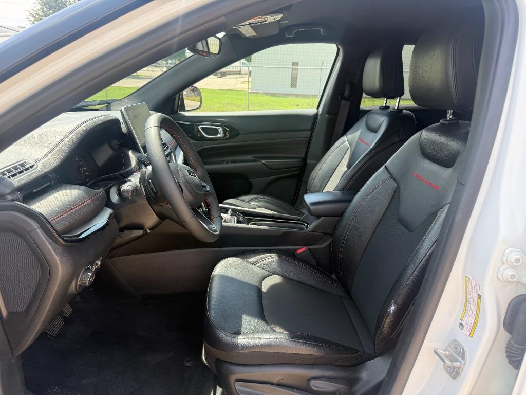 2025 Jeep Compass - $21,450