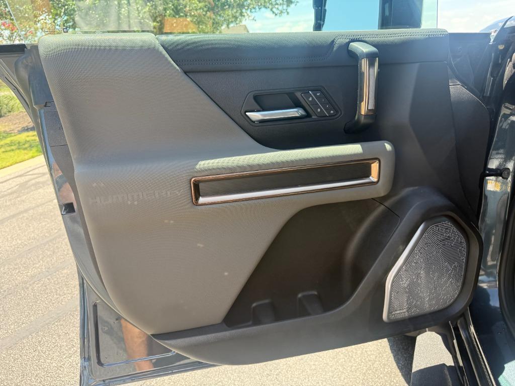 2025 GMC Hummer EV SUT - $74,910