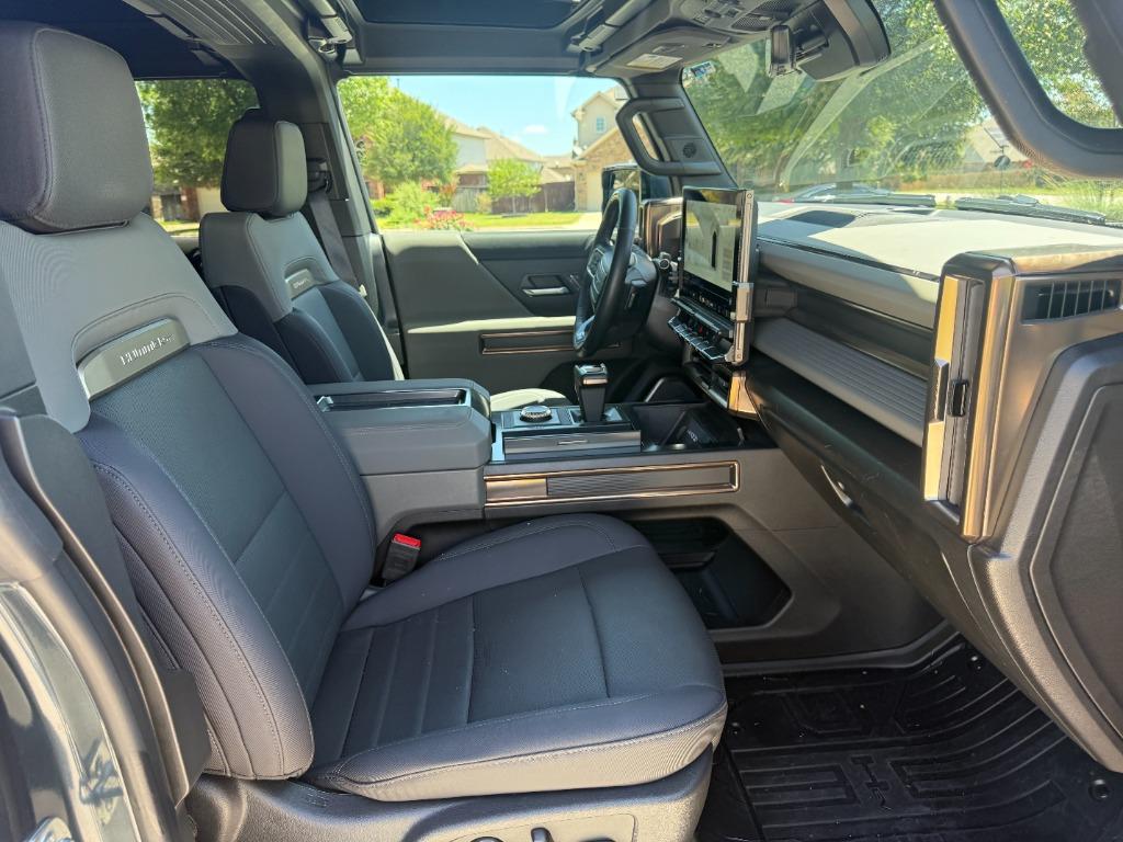 2025 GMC Hummer EV SUT - $74,910