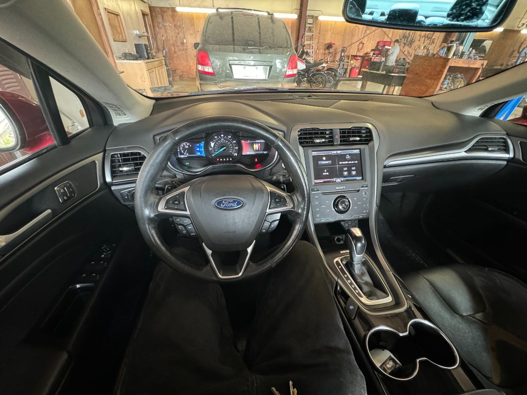 2014 Ford Fusion Titanium photo