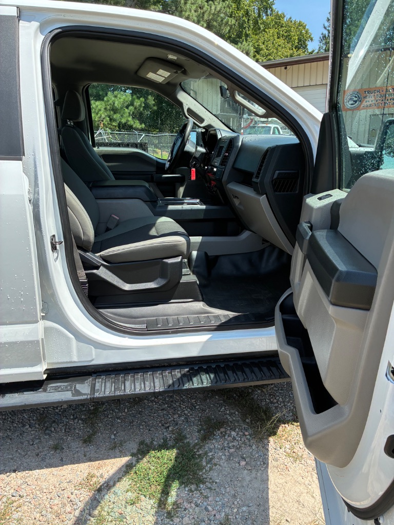 2019 Ford F-150 - $18,999