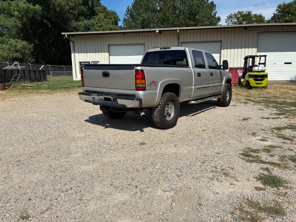 2006 GMC Sierra - $23,499