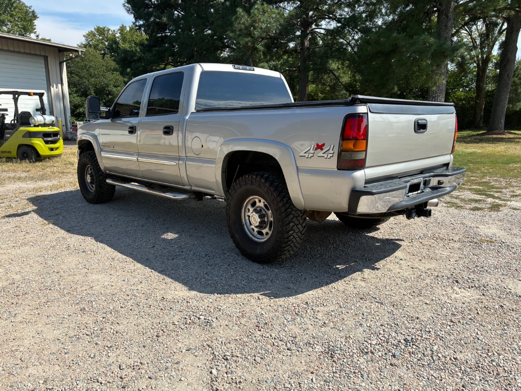 2006 GMC Sierra - $23,499