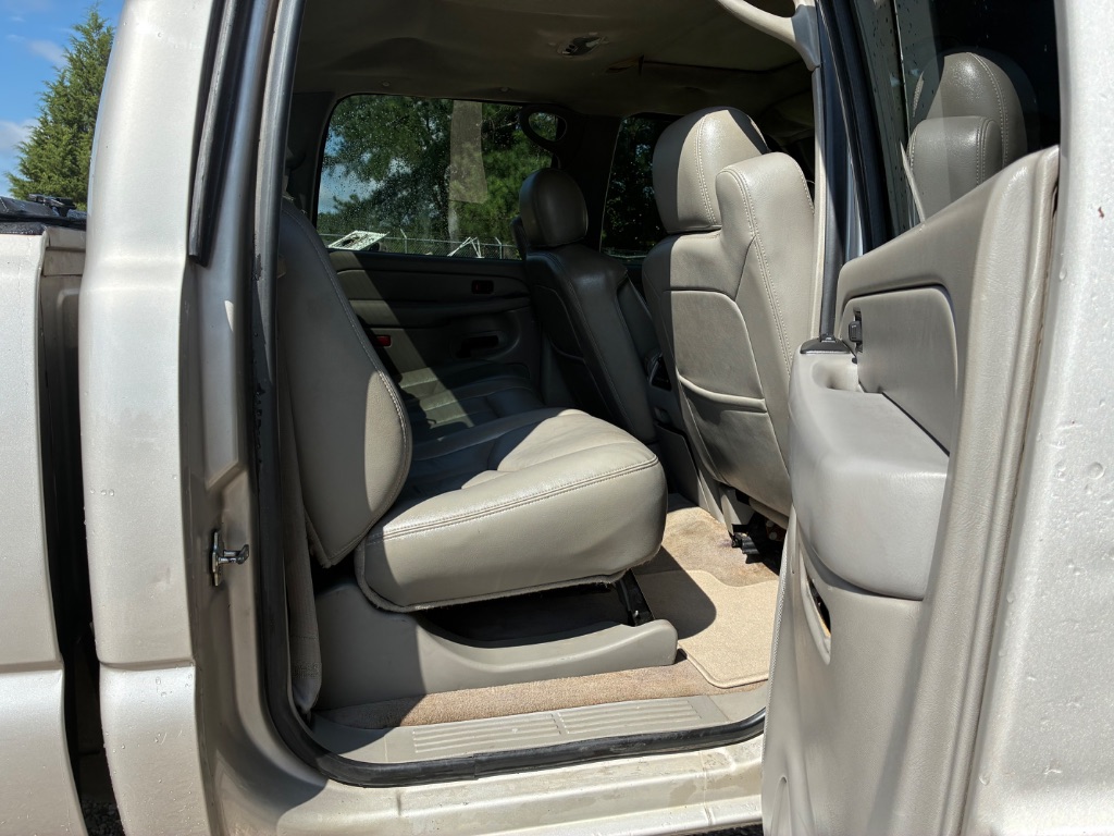 2006 GMC Sierra - $23,499