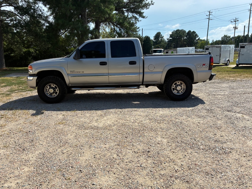 2006 GMC Sierra - $23,499