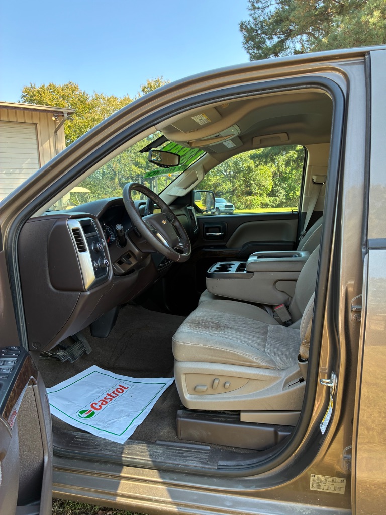 2014 Chevrolet Silverado - $16,999