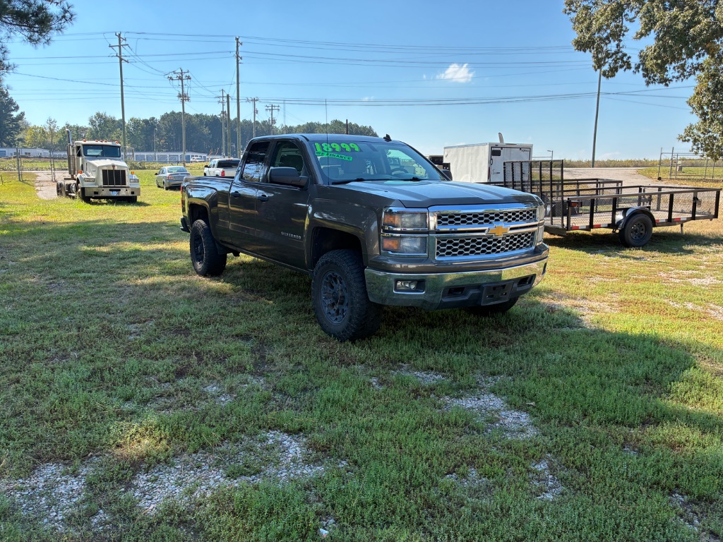 2014 Chevrolet Silverado - $16,999