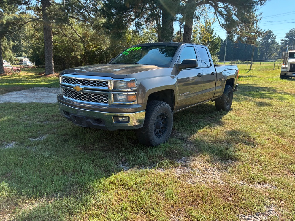 2014 Chevrolet Silverado - $16,999