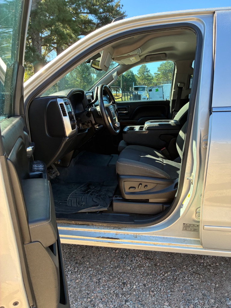 2015 GMC Sierra - $13,999