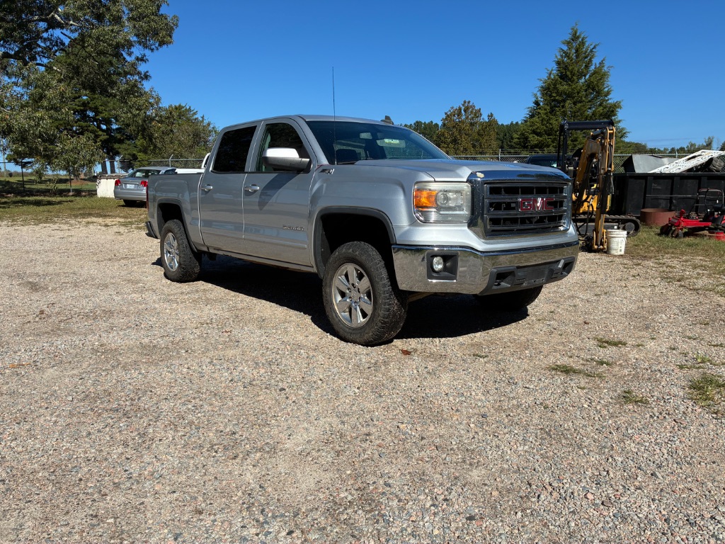2015 GMC Sierra - $13,999
