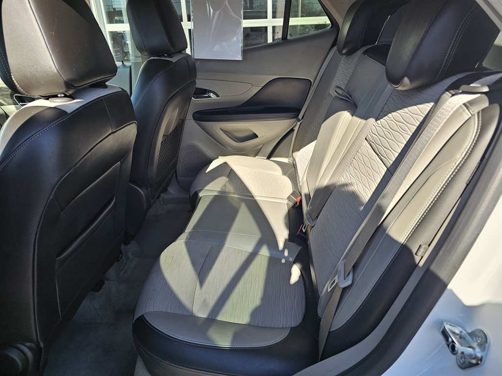 2016 Buick Encore Convenience photo