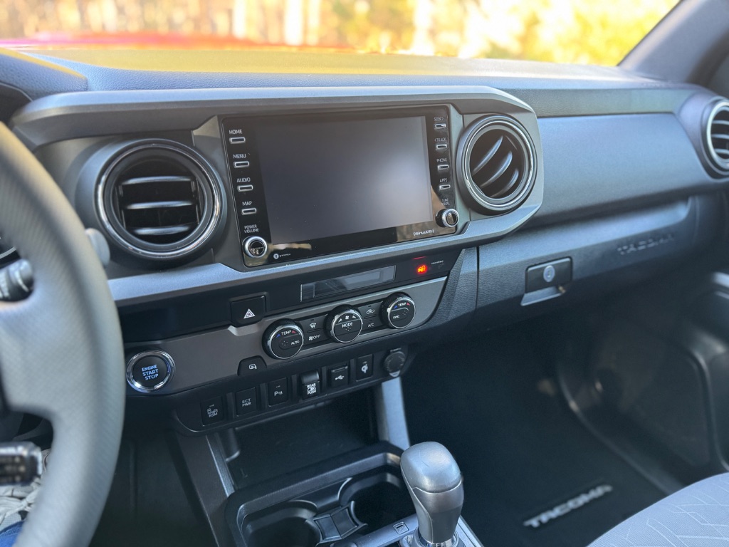 2022 Toyota Tacoma TRD Offroad photo