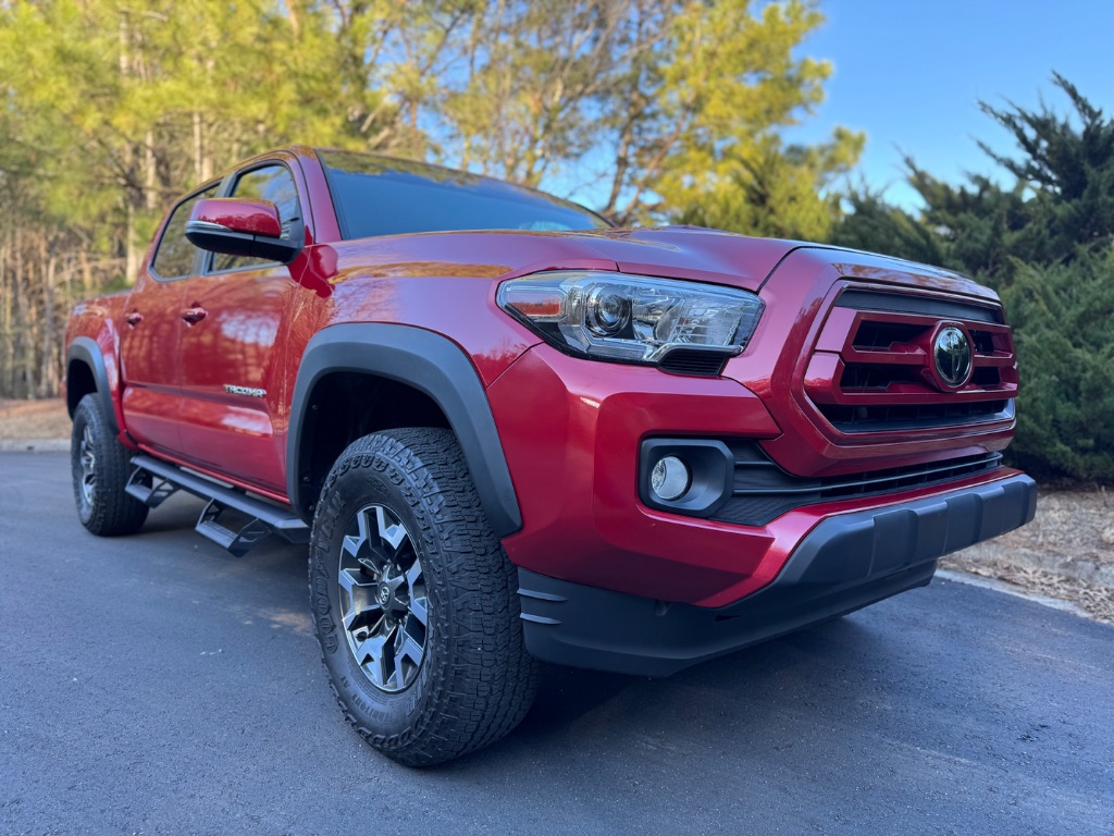 2022 Toyota Tacoma TRD Offroad photo