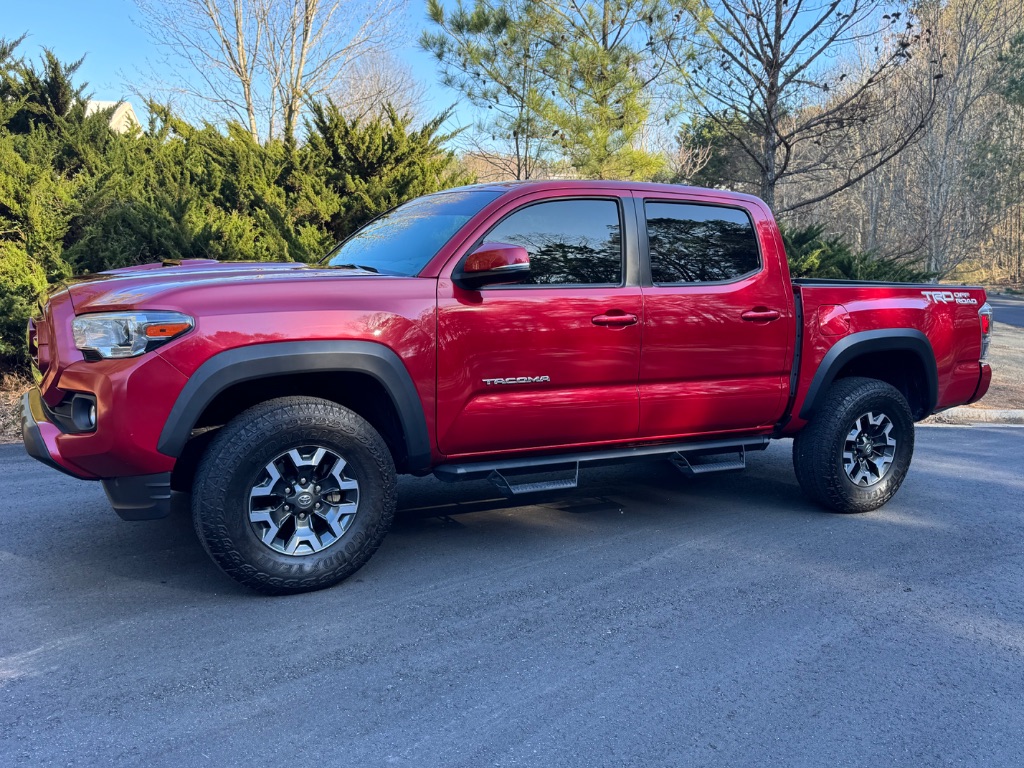 2022 Toyota Tacoma TRD Offroad photo
