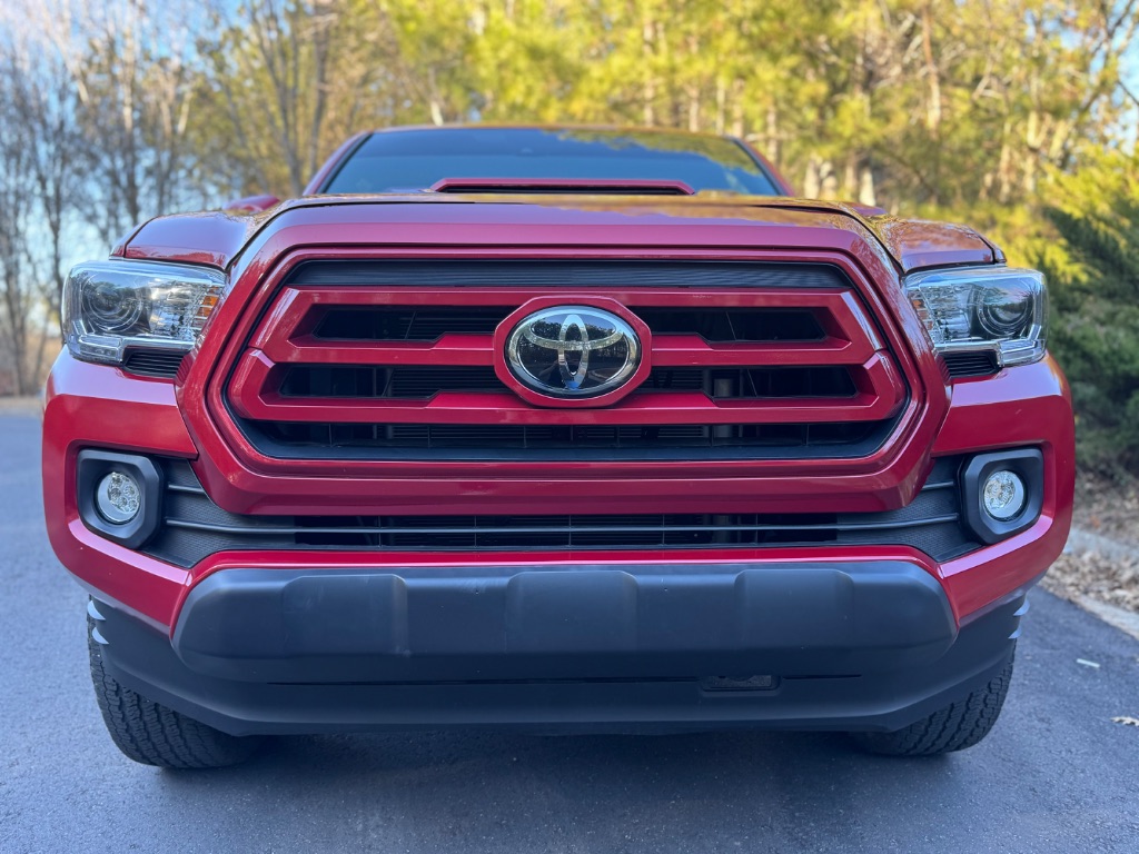 2022 Toyota Tacoma TRD Offroad photo