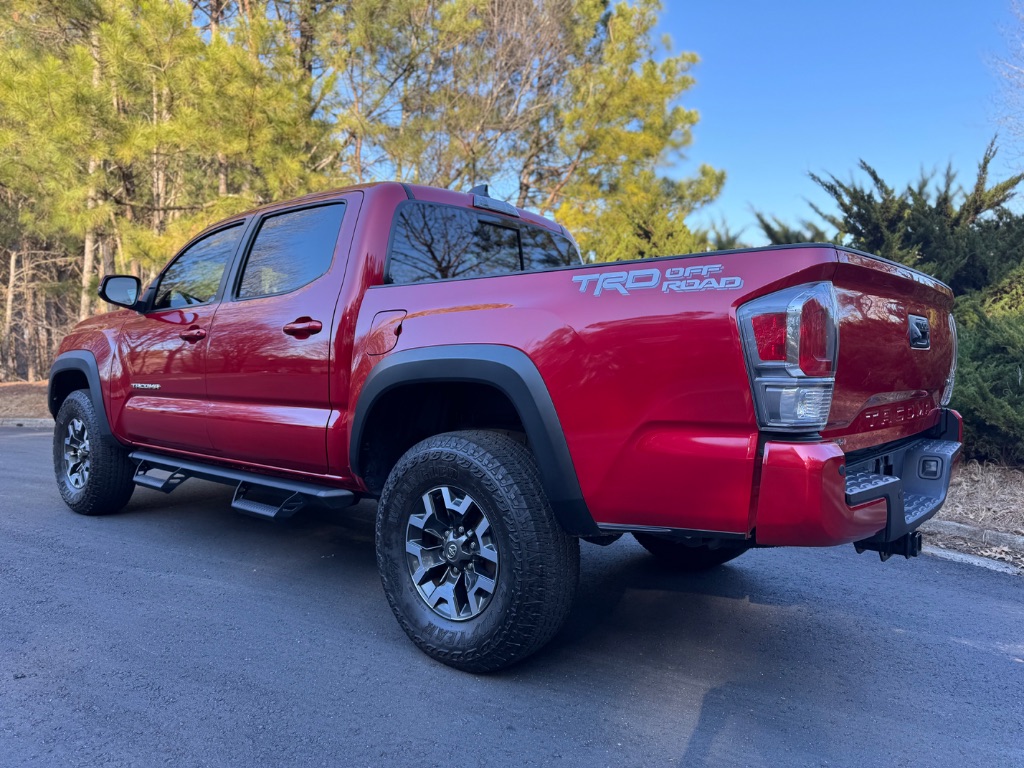 2022 Toyota Tacoma TRD Offroad photo