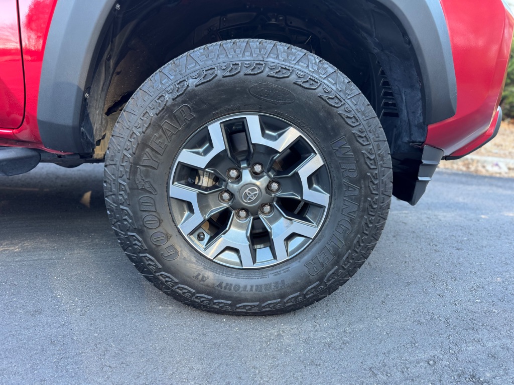2022 Toyota Tacoma TRD Offroad photo