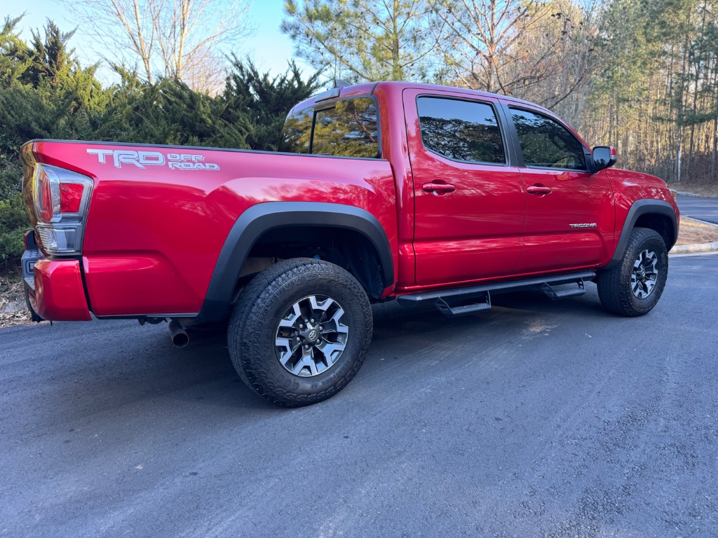 2022 Toyota Tacoma TRD Offroad photo