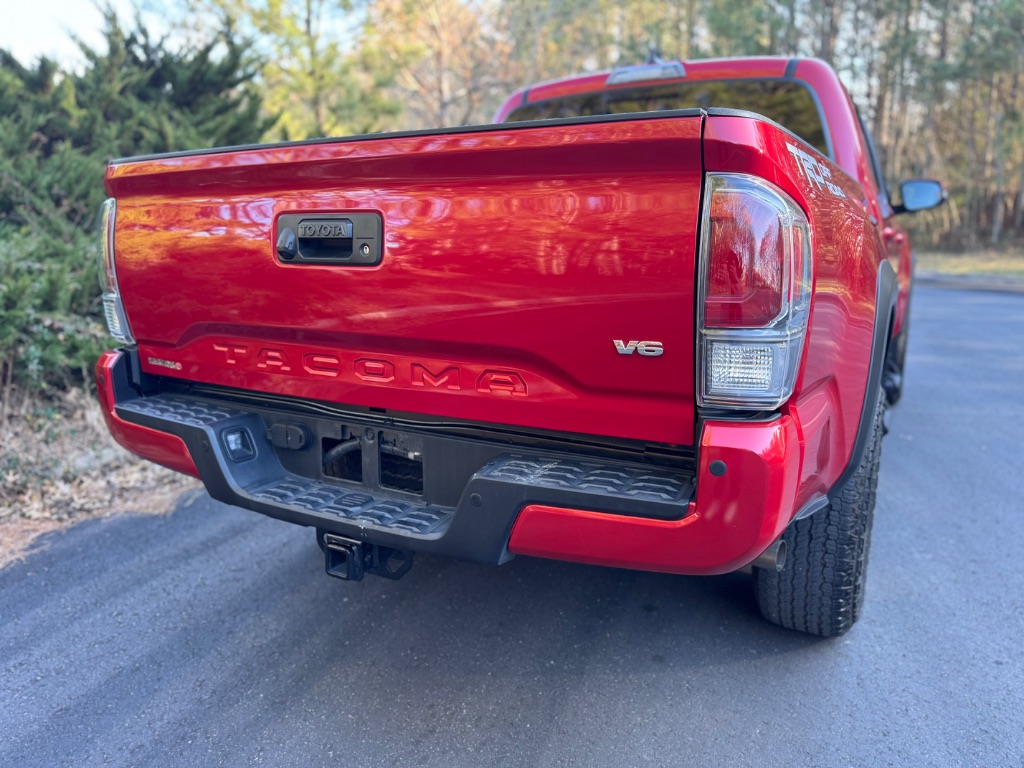 2022 Toyota Tacoma TRD Offroad photo