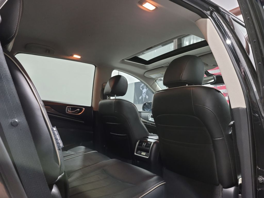 2019 Infiniti QX60 Luxe photo