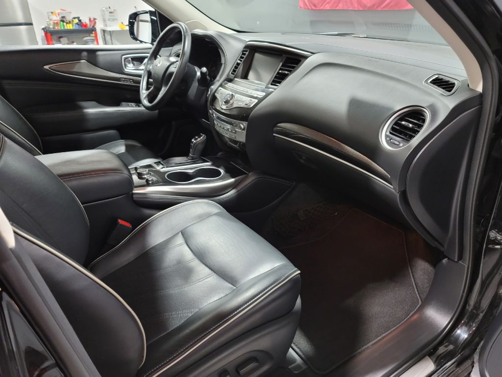 2019 Infiniti QX60 Luxe photo