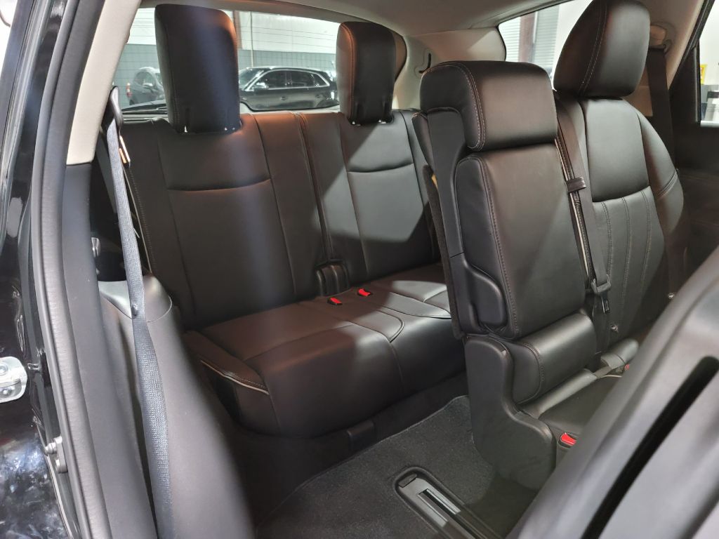 2019 Infiniti QX60 Luxe photo