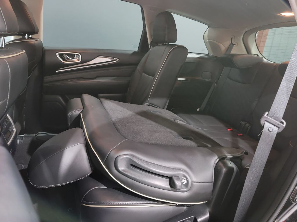 2019 Infiniti QX60 Luxe photo