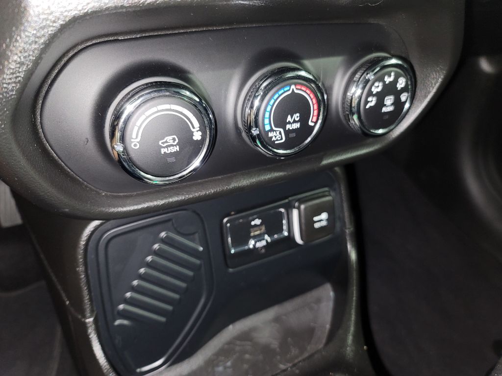 2016 Jeep Renegade - $15,895