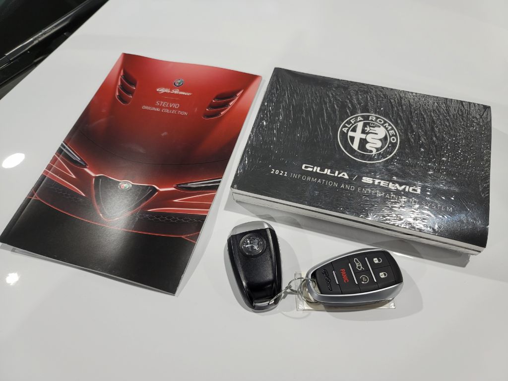 2021 Alfa Romeo Stelvio - $26,595
