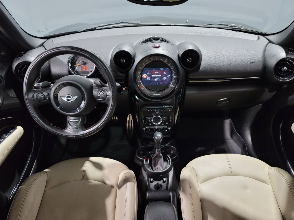 2019 Mini Cooper S ALL4 photo 12