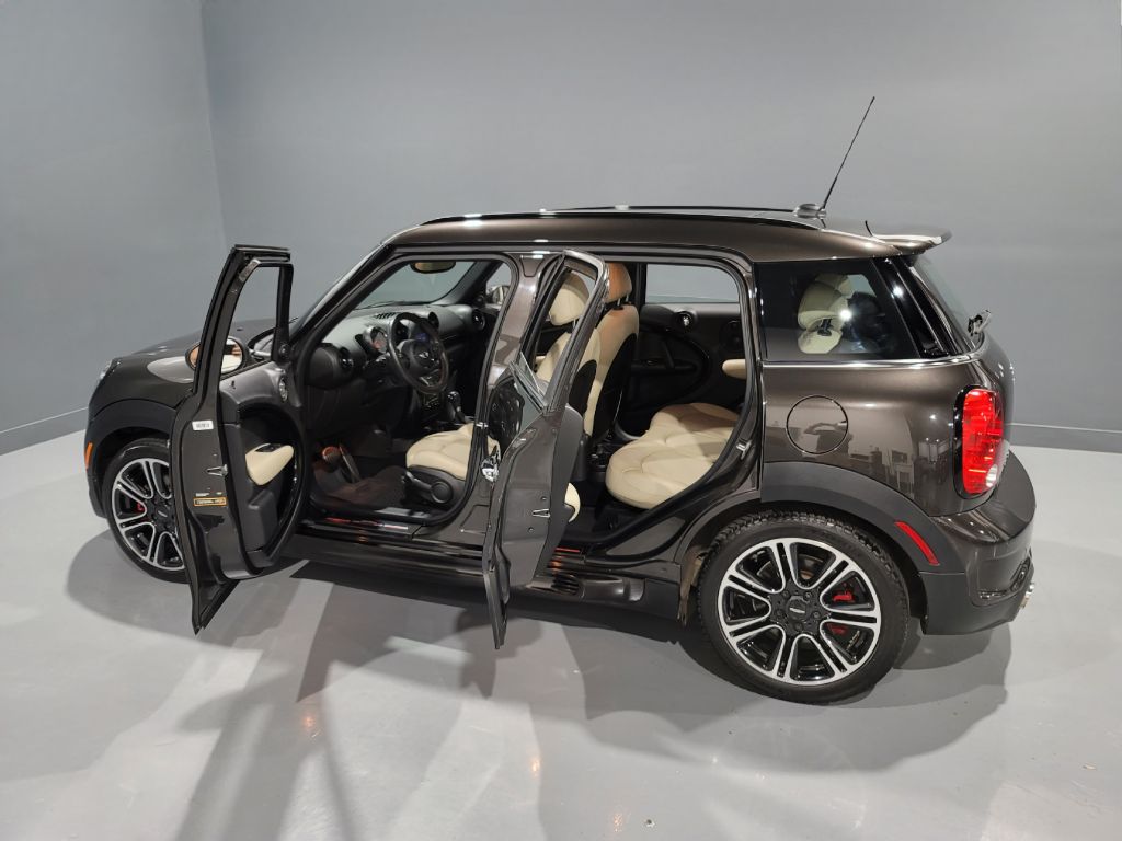 2019 Mini Cooper S ALL4 photo 10