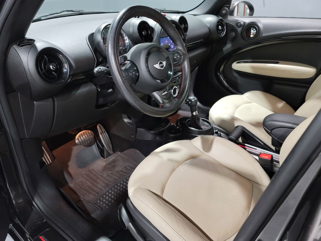 2019 Mini Cooper S ALL4 photo 14