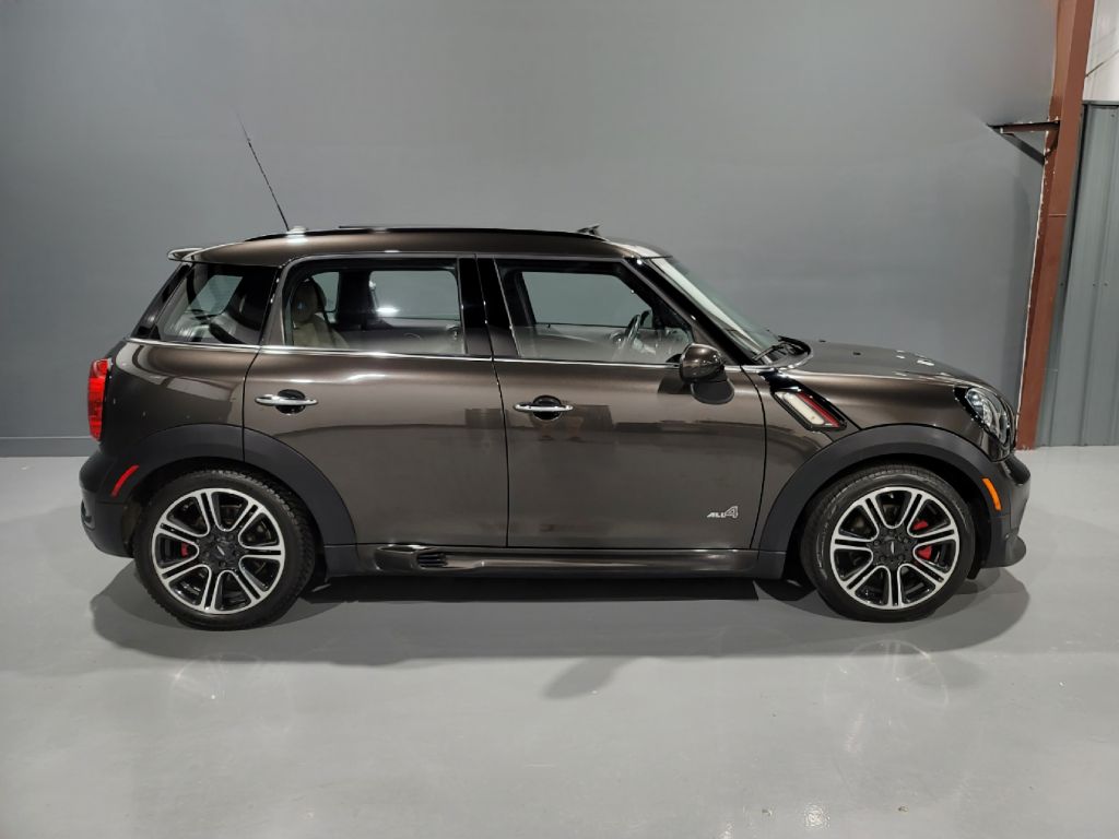 2019 Mini Cooper S ALL4 photo 3