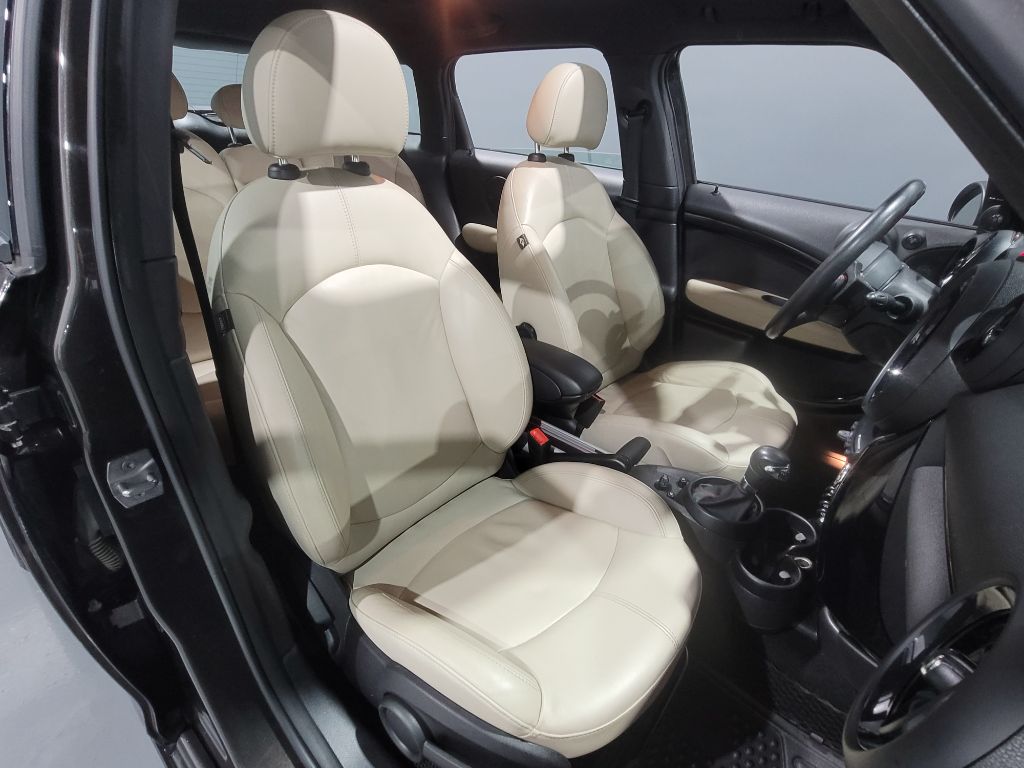 2019 Mini Cooper S ALL4 photo 23