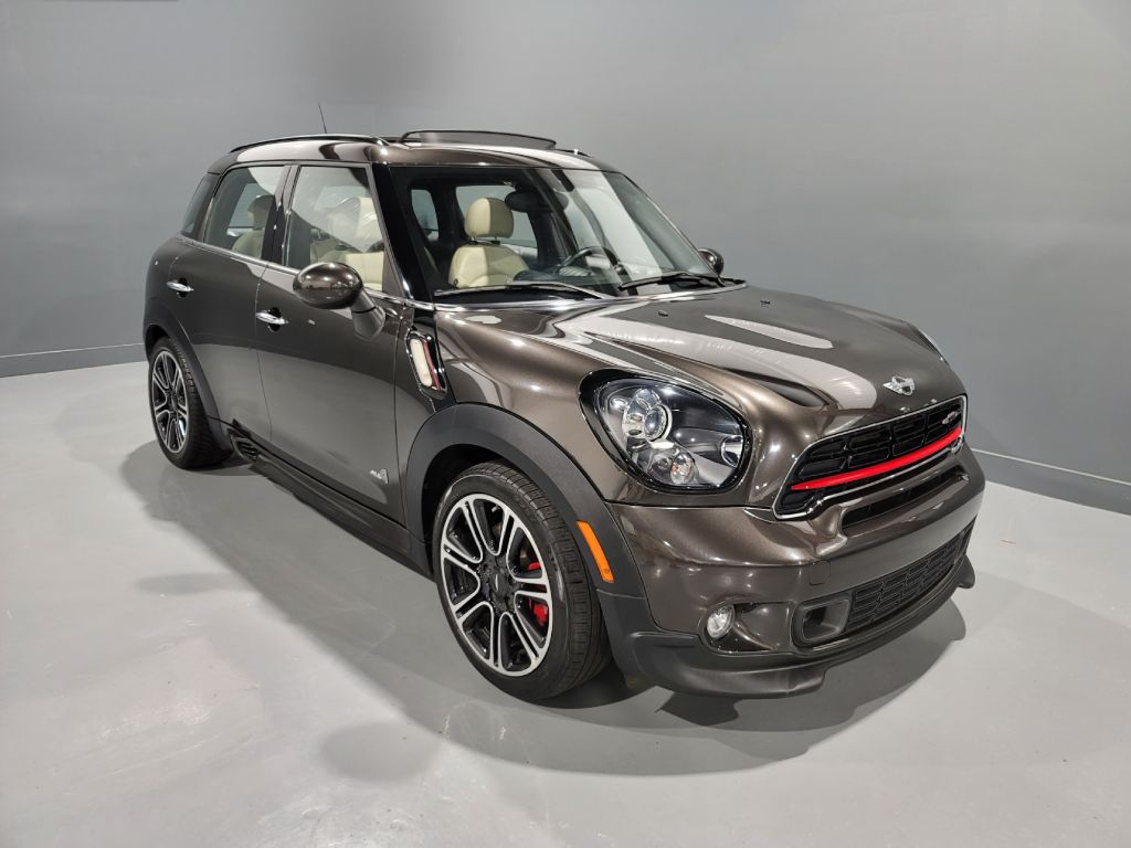2019 Mini Cooper S ALL4 photo 2