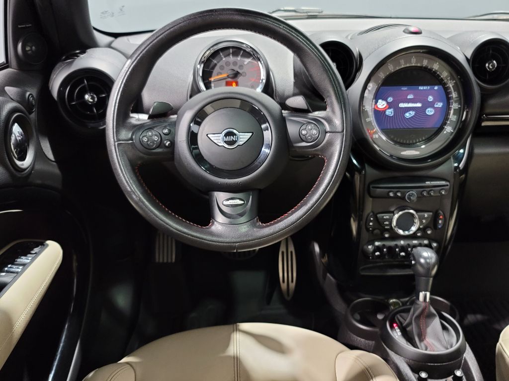 2019 Mini Cooper S ALL4 photo 13