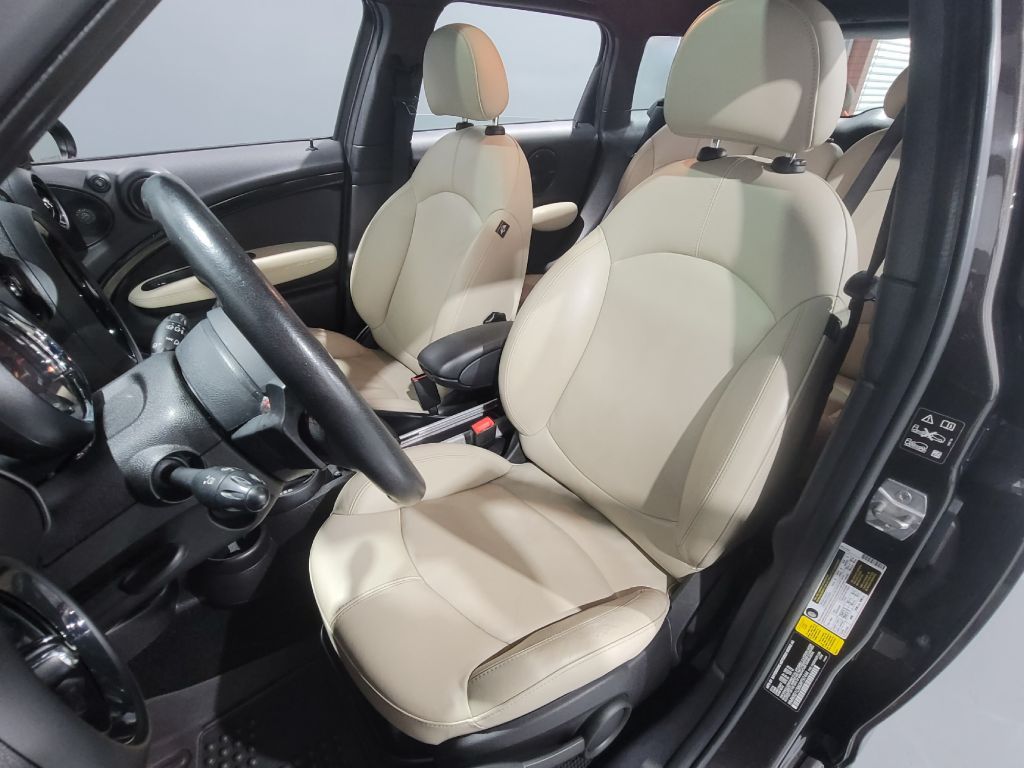 2019 Mini Cooper S ALL4 photo 16
